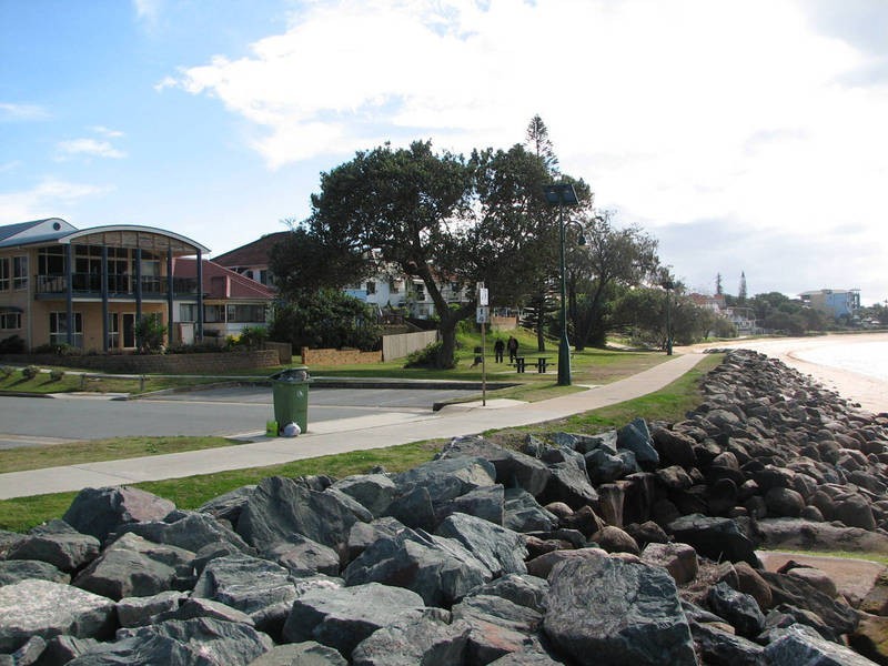 109 Scarborough Rd, Redcliffe QLD 4020