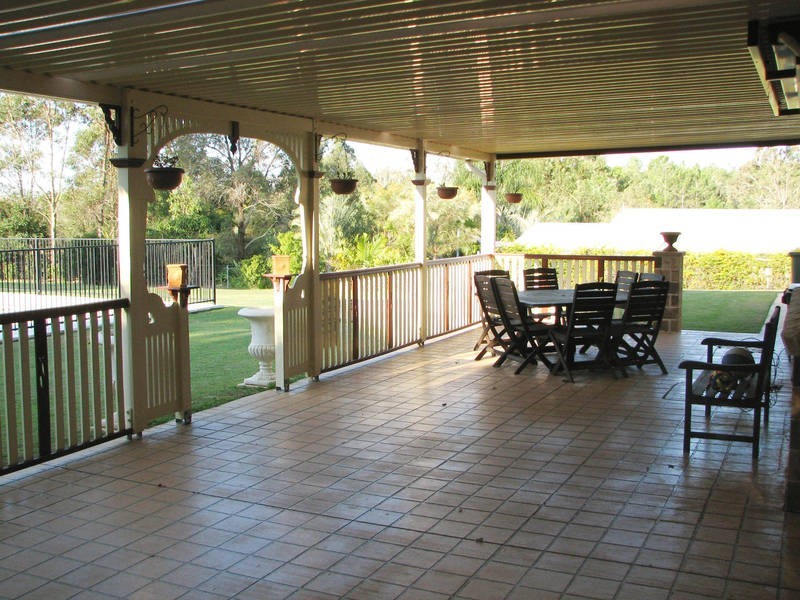 25 Whistler Ct, Upper Caboolture QLD 4510
