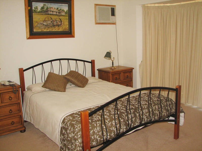 25 Whistler Ct, Upper Caboolture QLD 4510