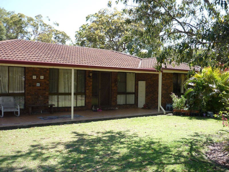 69 Rogers St, Beachmere QLD 4510