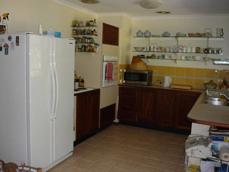 69 Rogers St, Beachmere QLD 4510