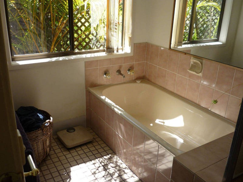 69 Rogers St, Beachmere QLD 4510