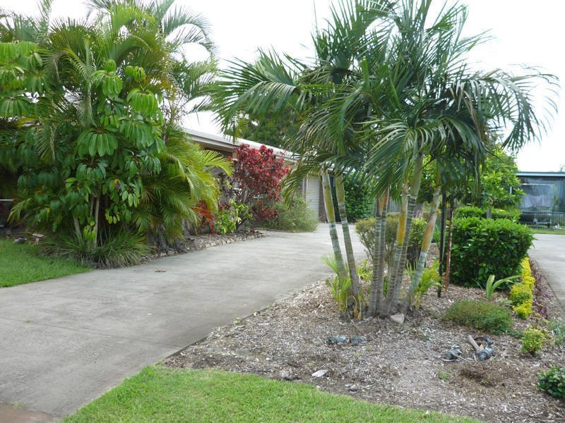 1/6 Sharon Ct, Morayfield QLD 4506