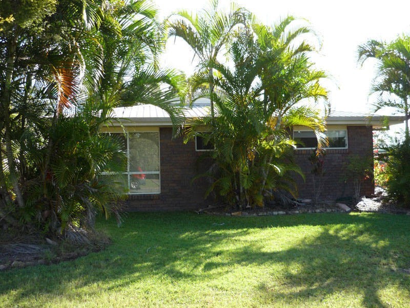 1/6 Sharon Ct, Morayfield QLD 4506