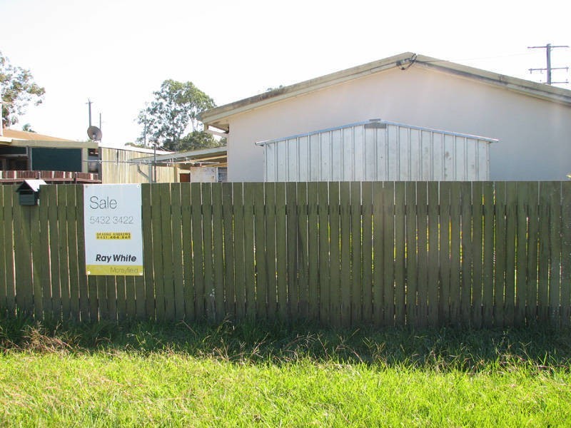 4 Michelle St, Bellmere QLD 4510