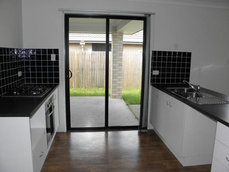 23 Peggy Rd, Bellmere QLD 4510