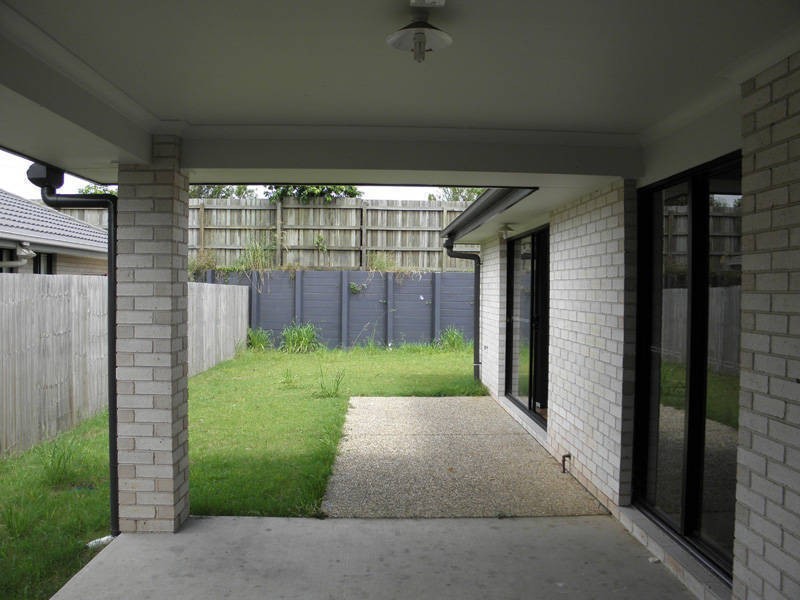 23 Peggy Rd, Bellmere QLD 4510