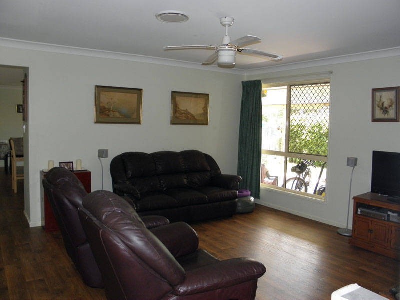 8 Corinto Ct, Dakabin QLD 4503