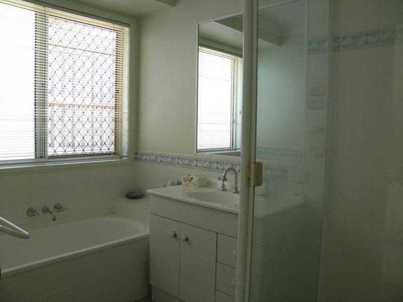 8 Corinto Ct, Dakabin QLD 4503
