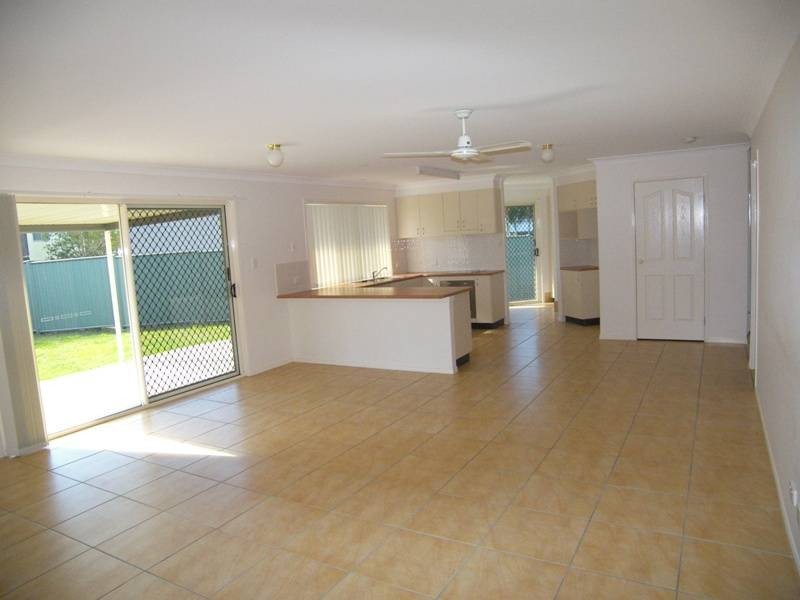 . Glenn Street, Morayfield QLD 4506