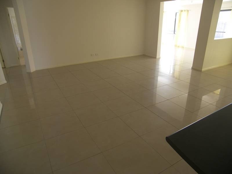 99 MacDonald Drive, Narangba QLD 4504