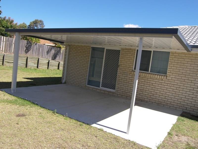 5 Hillside Drive, Morayfield QLD 4506