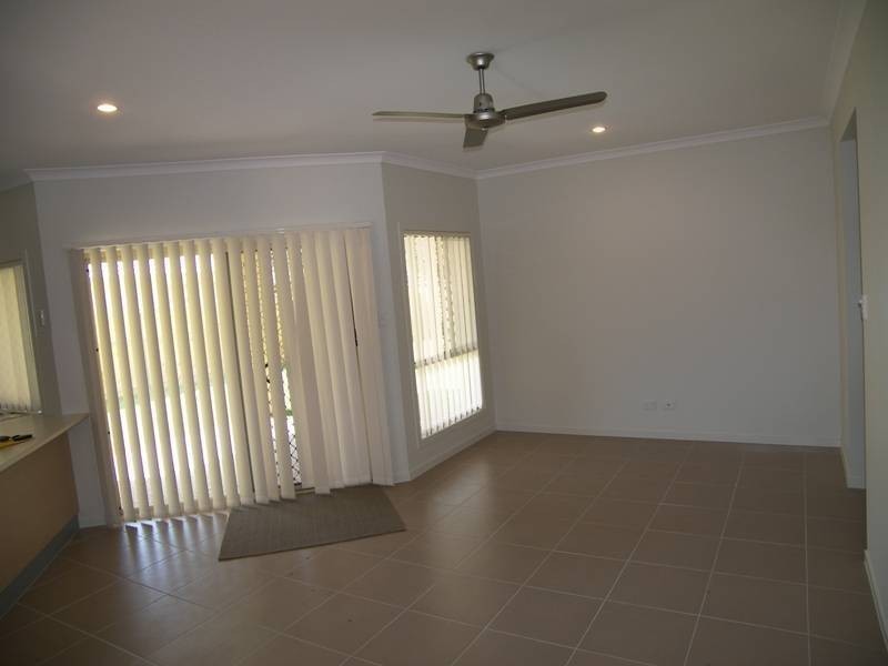 32 Denson Street, Morayfield QLD 4506