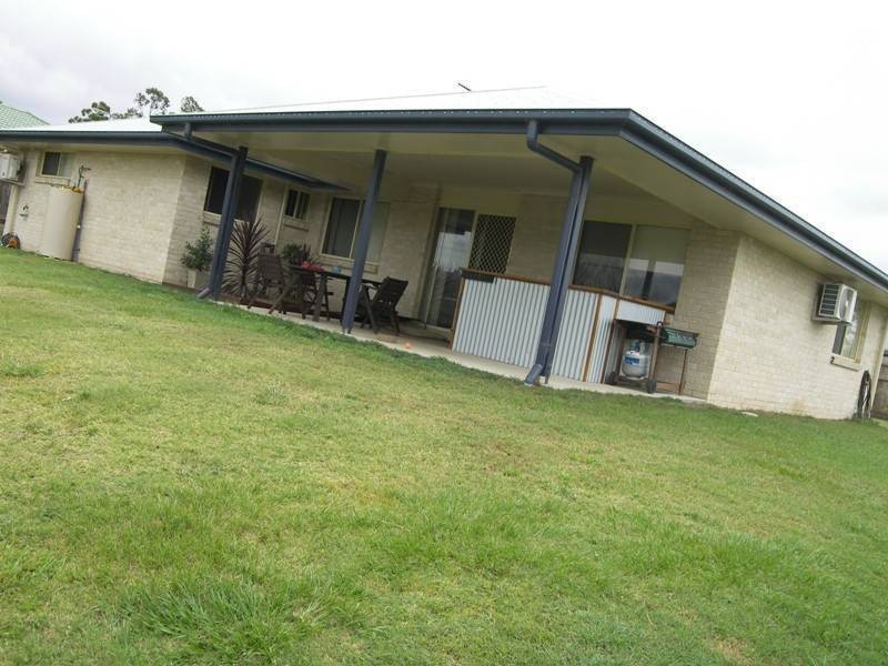 2/10 Ridgegarden Drive, Morayfield QLD 4506