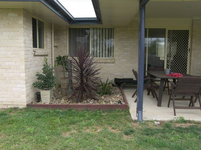 2/10 Ridgegarden Drive, Morayfield QLD 4506