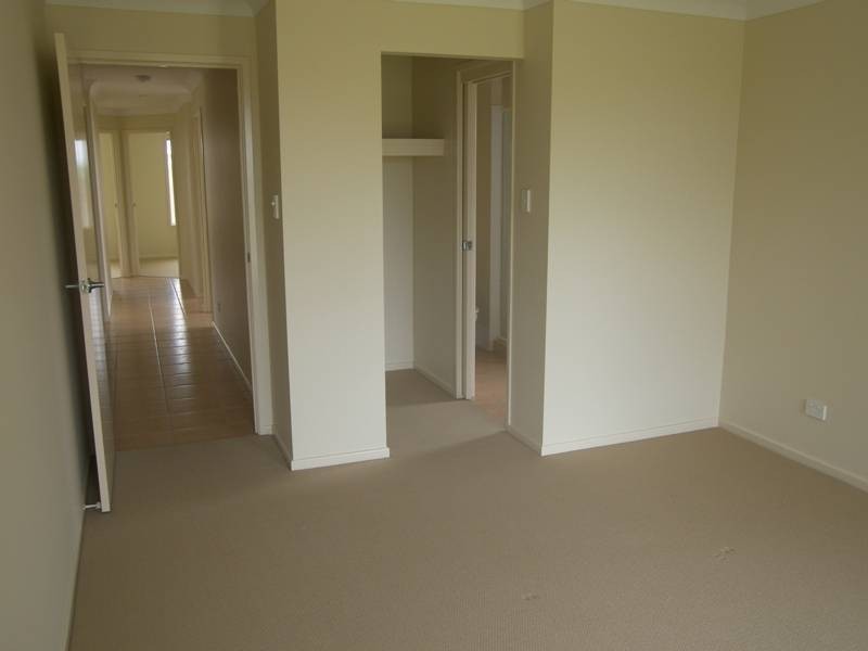 3 College Crt, Caboolture QLD 4510