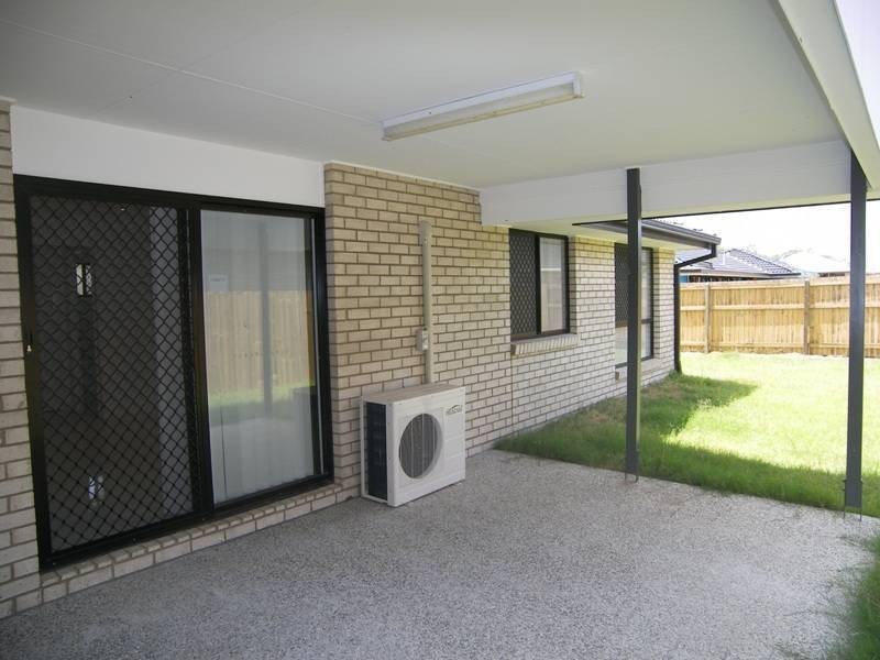 61 Summerhill Drive, Morayfield QLD 4506