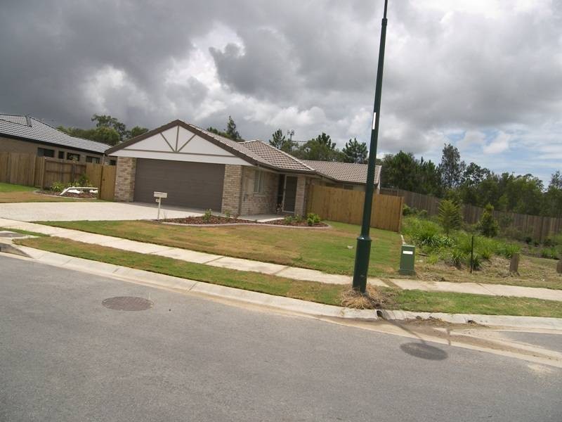 43 Summerhill Drive, Morayfield QLD 4506