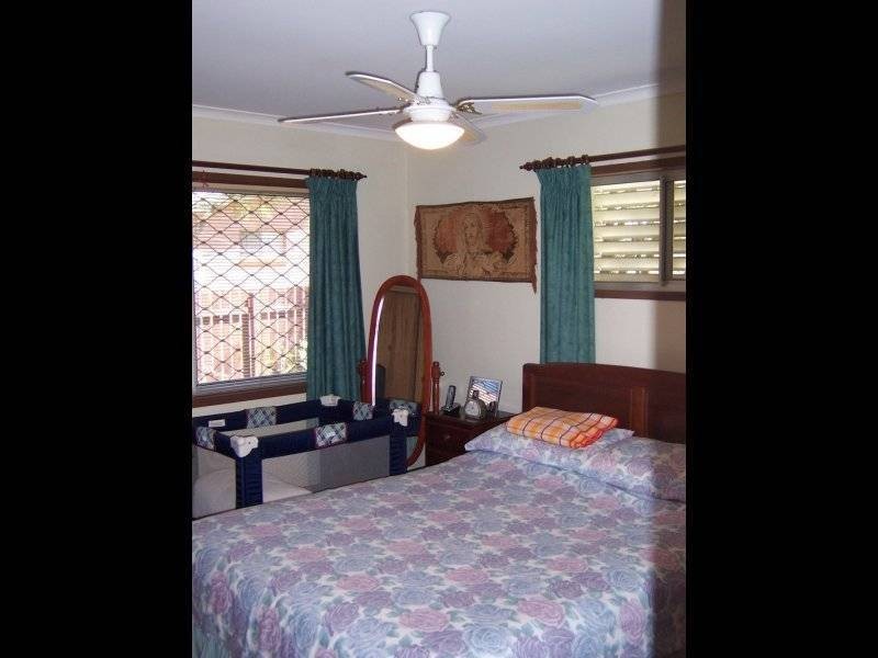 12 Dawson St, Caboolture QLD 4510