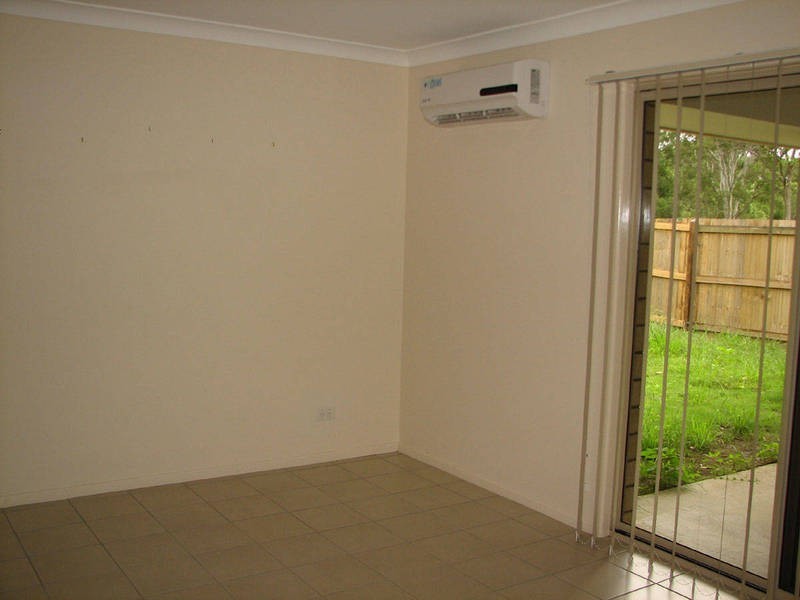 4/51 Silkyoak Dr, Morayfield QLD 4506
