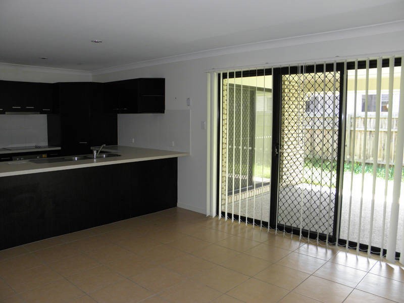 4 Bilby Dr, Morayfield QLD 4506