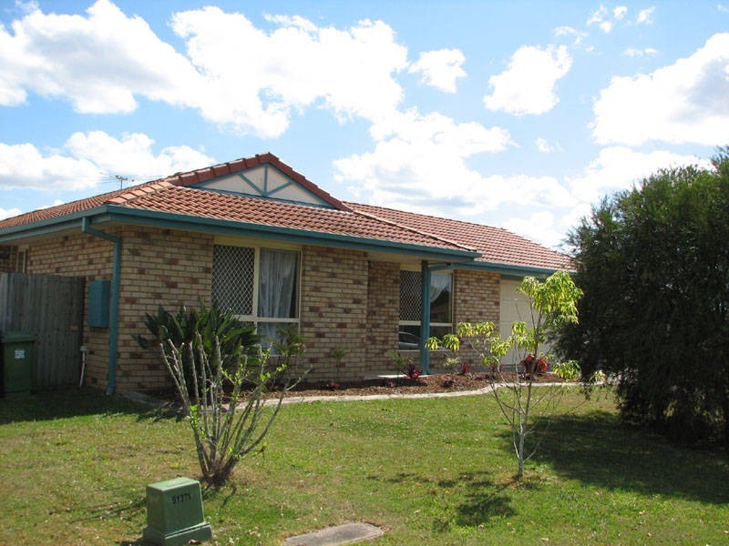 59 Summerfields Dr, Caboolture QLD 4510