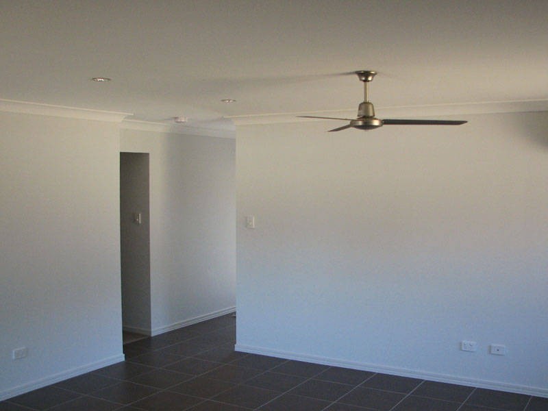 1 Sugarglider Cl, Morayfield QLD 4506