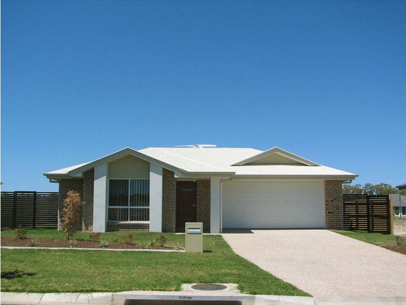 13 Broadleaf Pl, Ningi QLD 4511