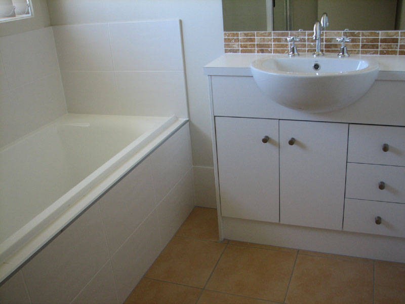 13 Broadleaf Pl, Ningi QLD 4511