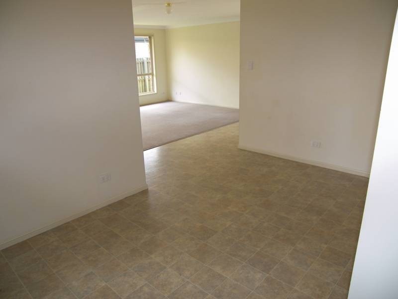 10 Barossa Crescent, Morayfield QLD 4506