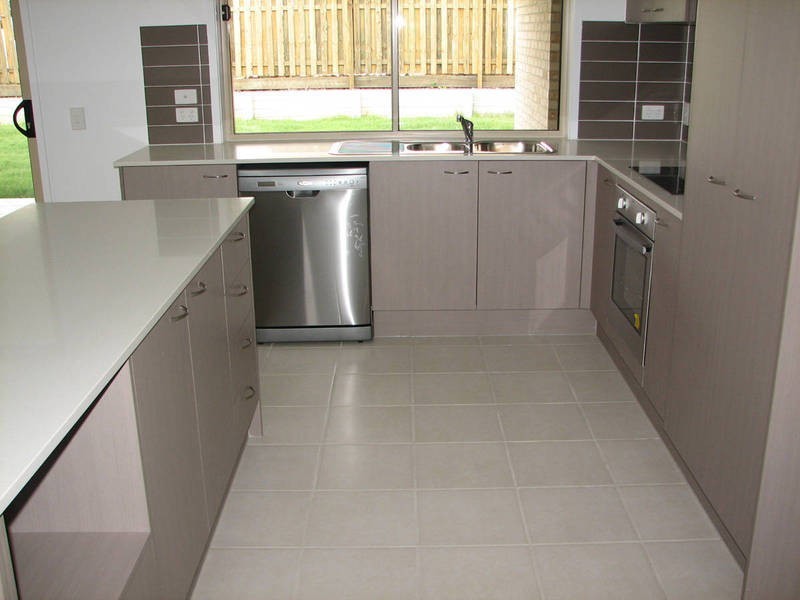 31 Clementine St, Bellmere QLD 4510