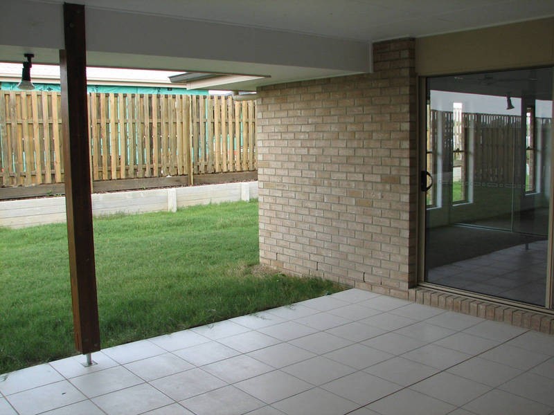 31 Clementine St, Bellmere QLD 4510