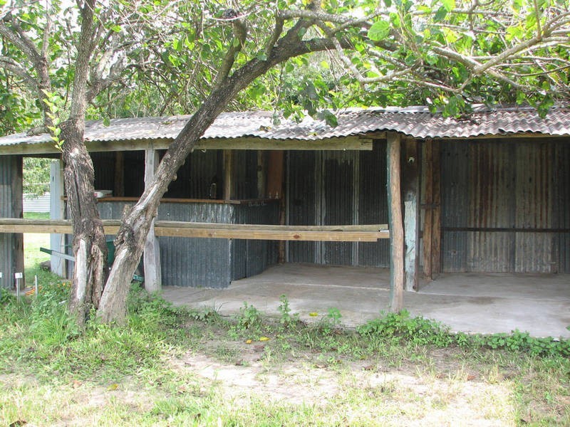 412 Oakey Flat Rd, Morayfield QLD 4506