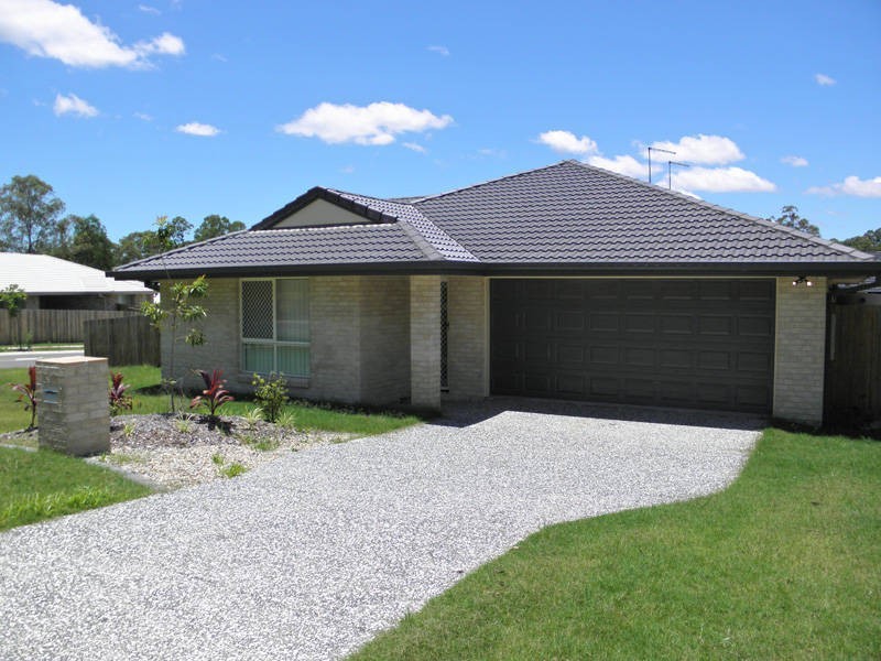 1/51 Sunflower Cres, Upper Caboolture QLD 4510