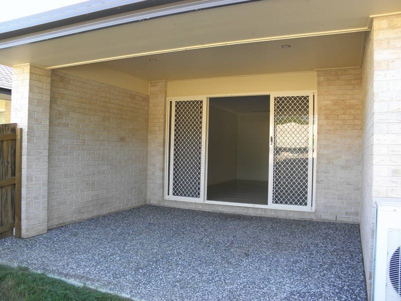1/51 Sunflower Cres, Upper Caboolture QLD 4510