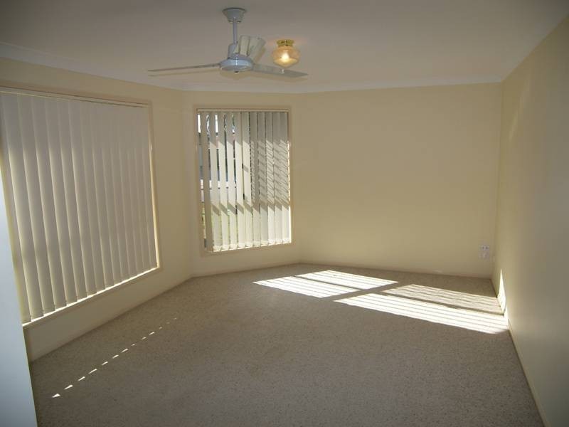 10 Carlton Court, Upper Caboolture QLD 4510