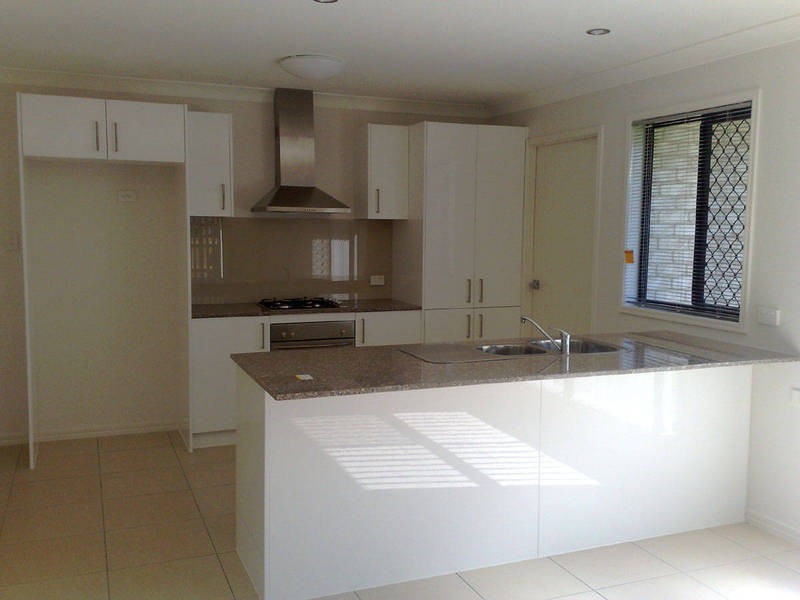 90 Pauls Rd, Upper Caboolture QLD 4510