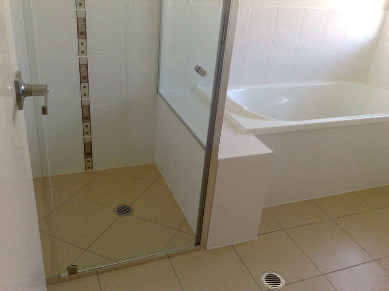 90 Pauls Rd, Upper Caboolture QLD 4510