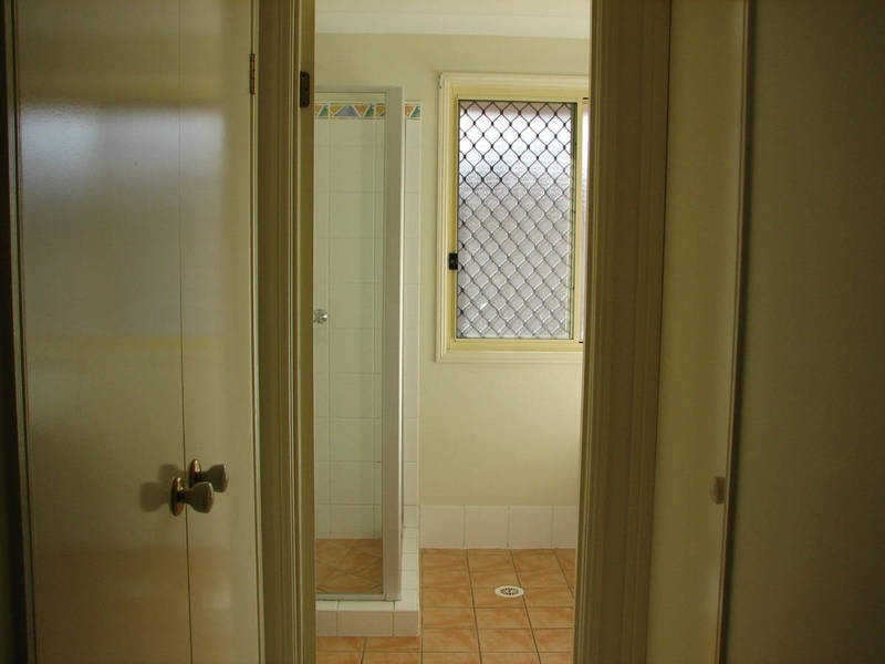 8 Jameson Cl, Morayfield QLD 4506