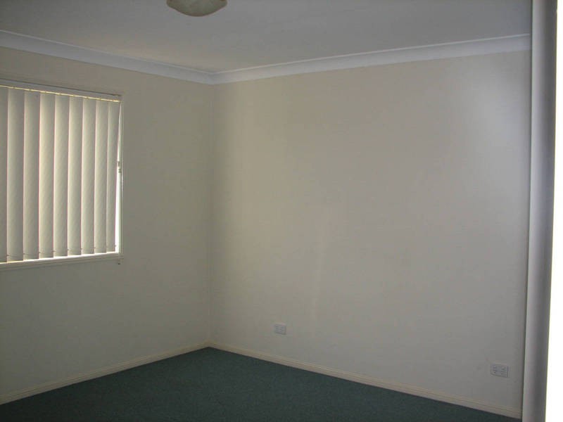 8 Jameson Cl, Morayfield QLD 4506