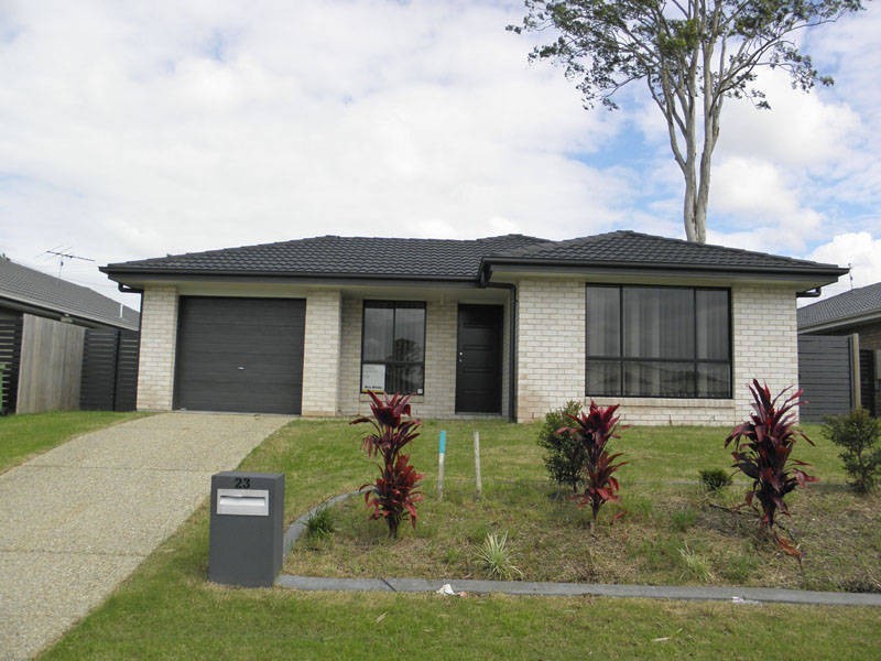 23 Peggy Rd, Bellmere QLD 4510