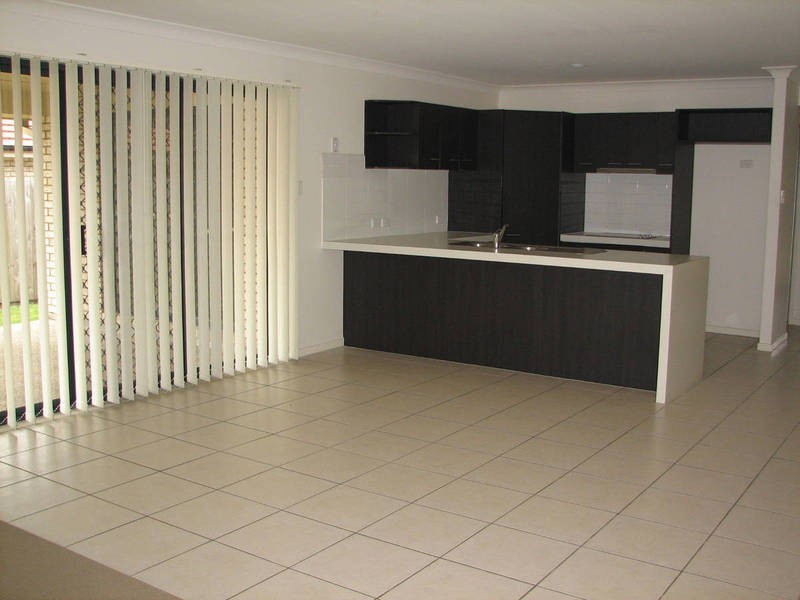 67 Woodrose Rd, Morayfield QLD 4506