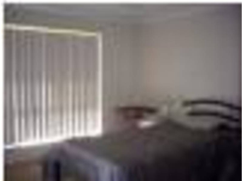 18 Karora Rd, Beachmere QLD 4510