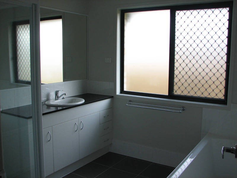 10 Buntine Ave, Morayfield QLD 4506