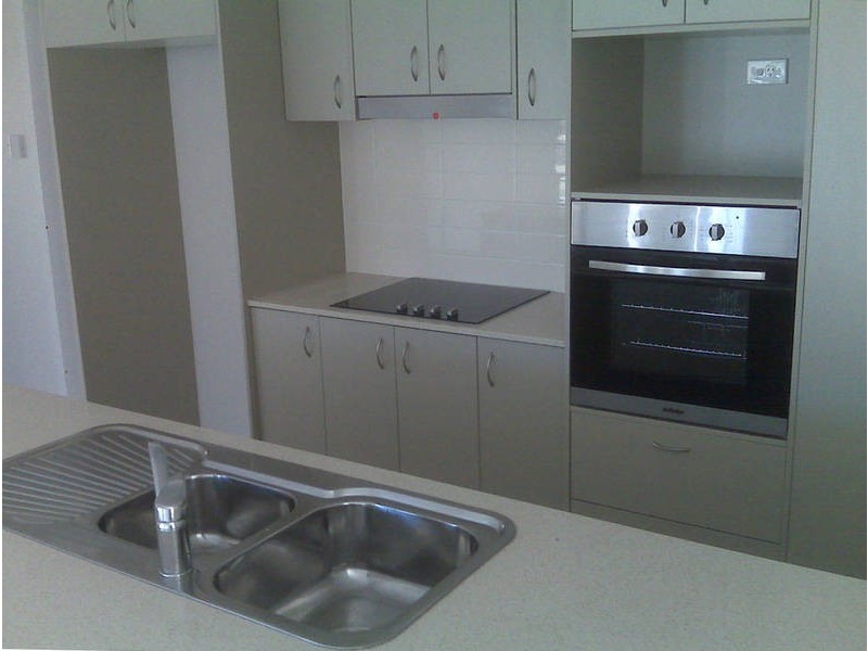 6 Heath Crt, Caboolture QLD 4510