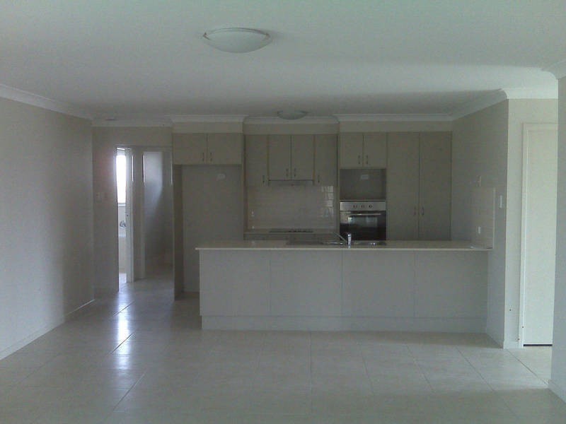 6 Heath Crt, Caboolture QLD 4510