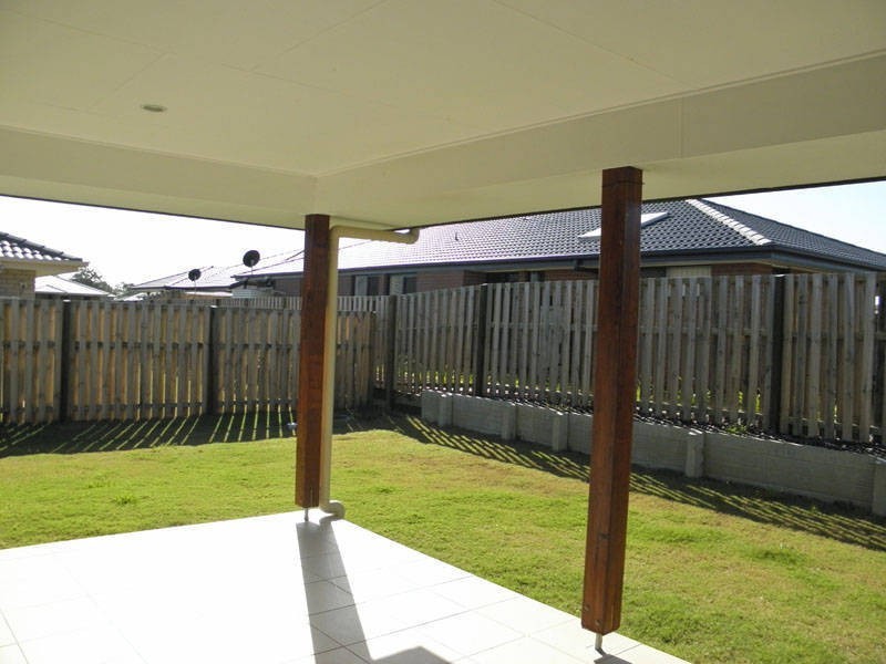 44 Peacherine Cct, Bellmere QLD 4510