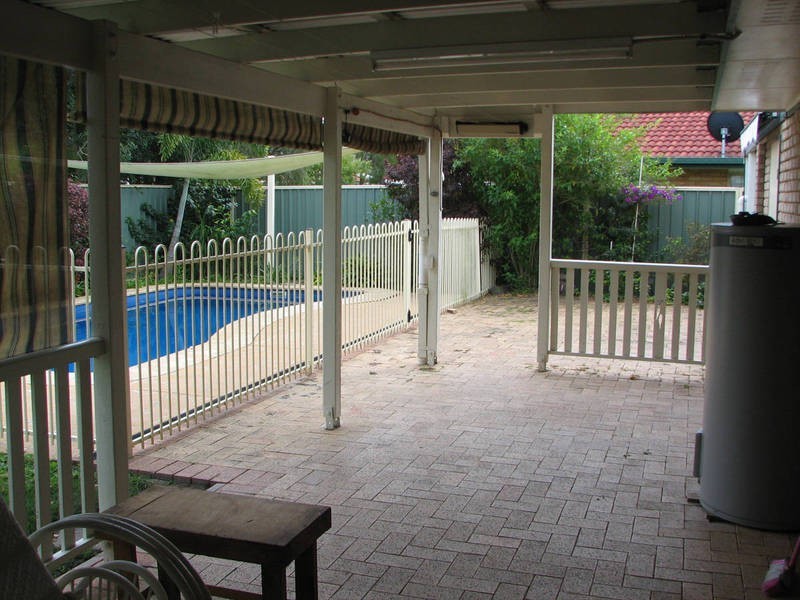 31 Lorebury Dr, Morayfield QLD 4506