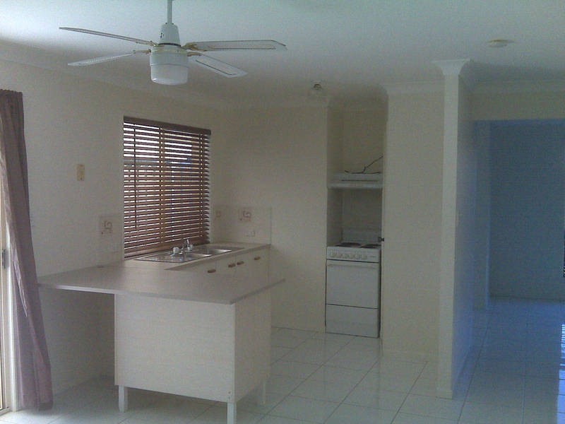 56 Crestwood Ave, Morayfield QLD 4506