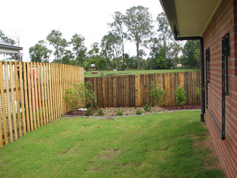 43 Peacherine Cct, Bellmere QLD 4510